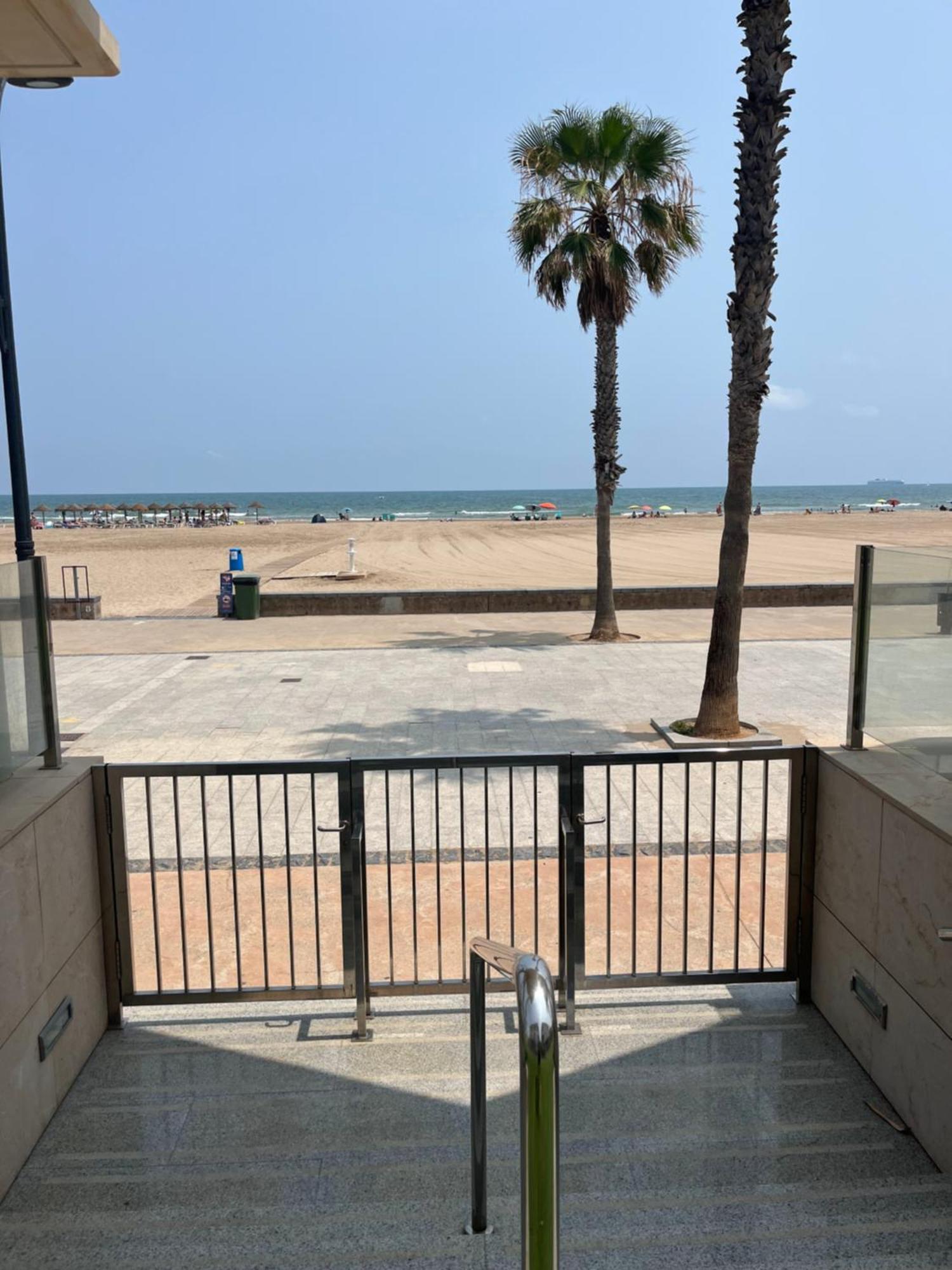 Beachfront Living Valencia Patacona Apartment Exterior photo